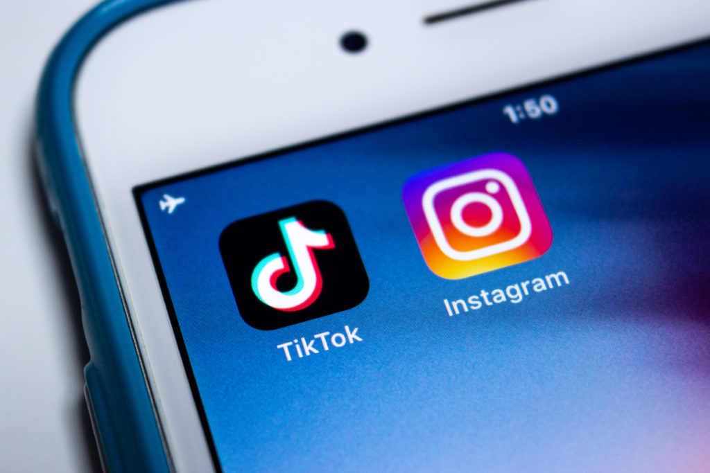TikTok & Instagram
