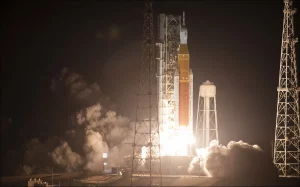 Nasa’s Artemis I mission, with the most powerful rocket in history, blasts off to the moon