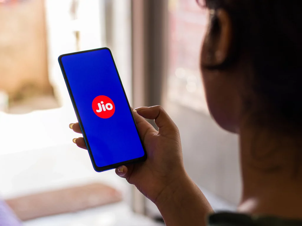 Jio to launch short video Platfom in partnership with Rolling Stone India, Creativeland