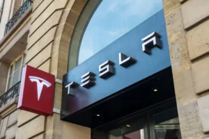 Tesla reportedly held discussions with Indian officials on auto incentives, others