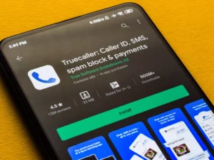 Truecaller service could soon be available on WhatsApp, report says